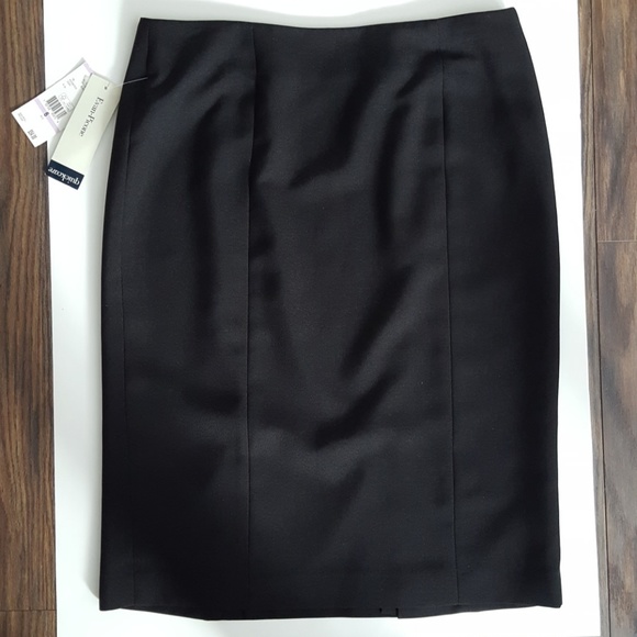 Evan Picone Dresses & Skirts - Evan-Picone Essentials Black Pencil Skirt